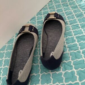 Dr. Scholl's Blue and Cream Flats